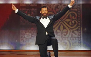 Hugh Jackman trở lại ấn tượng trên sân khấu Broadway